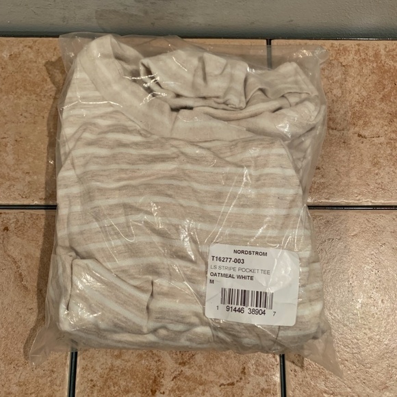 Lush Long Sleeve Stripe Pocket Tee Oatmeal & White Medium NEW - Picture 6 of 6